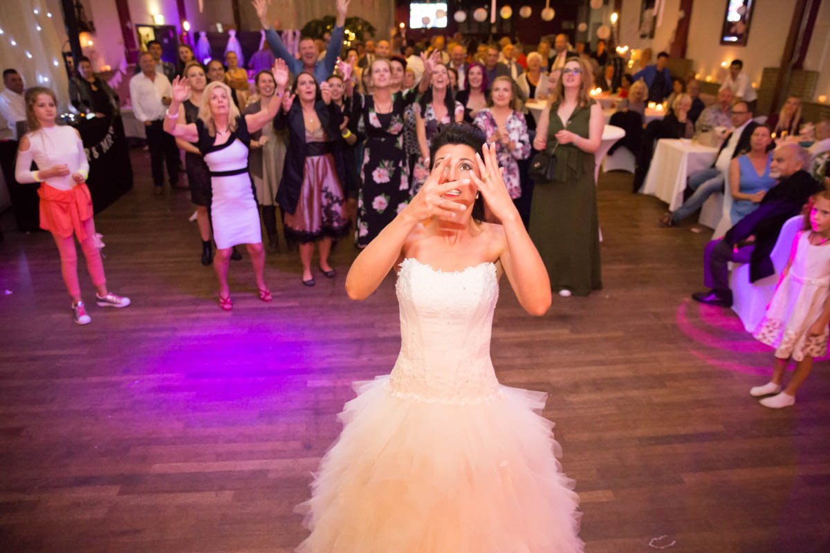 bruidsfotografie trouwfotograaf huwelijksfotografie bruidsreportage foto: ARNOGRAPHICS